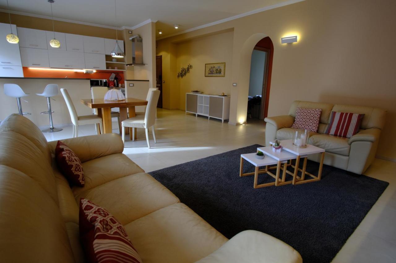 La Maison Du Boulevard Aosta Bagian luar foto